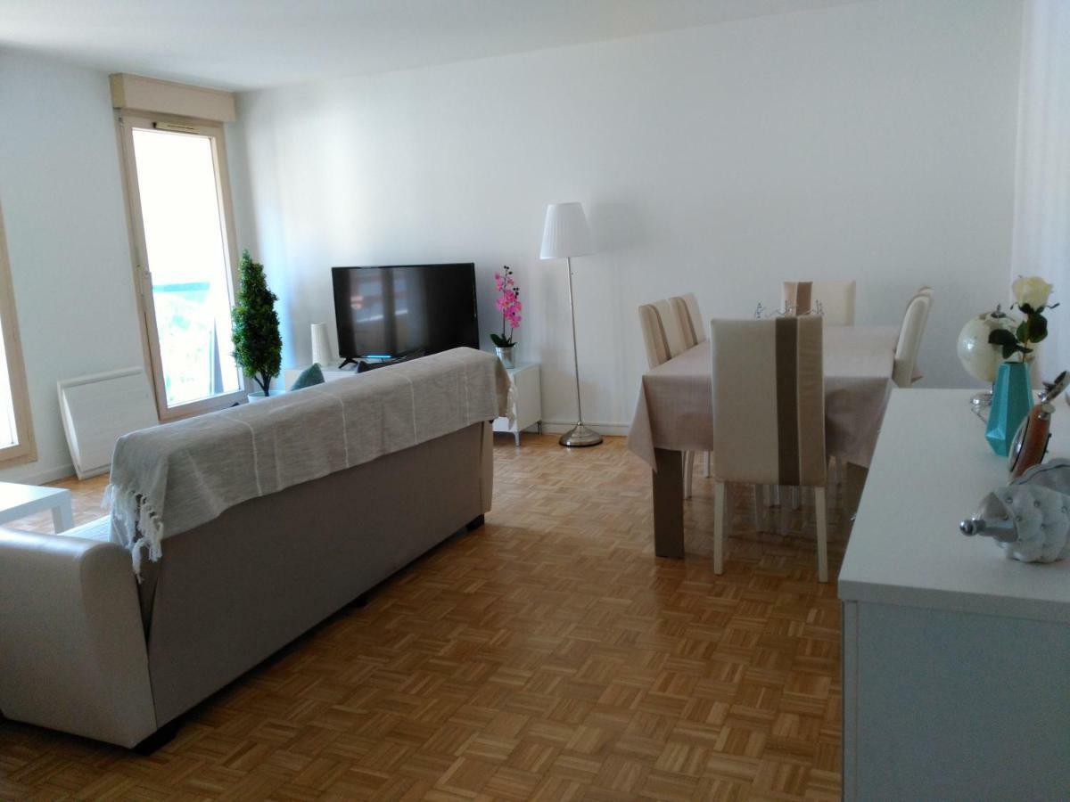 Bel Et Spacieux Appartement De 84 M² Avec Parking Tres Proche Du Metro Garibaldi Lyon Exterior foto